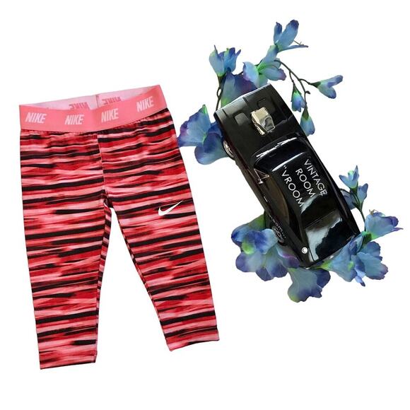 Nike NWOT Compression Dri -Fit Capri for Girls M (6) - Picture 1 of 6